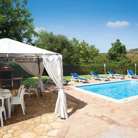 Sleeps 6 Air Con Wifi Villa *